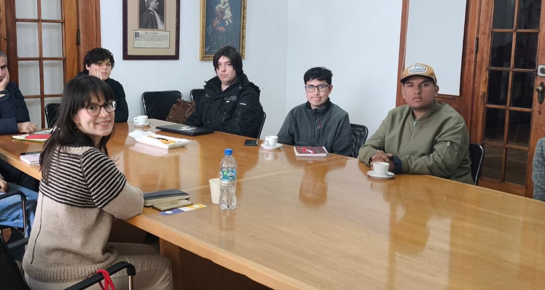 Comenzaron los Talleres de Historia PUCV con diálogo sobre el movimiento feminista en Valparaíso