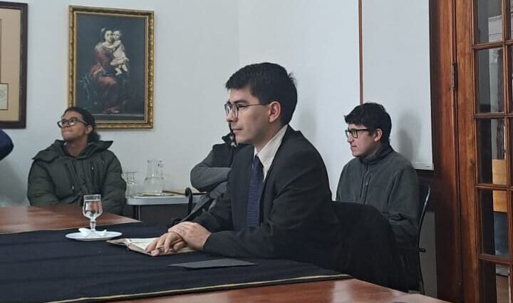 Gabriel Páez Debia aprueba tesis doctoral sobre los procesos políticos y revolucionarios del siglo XIX latinoamericano