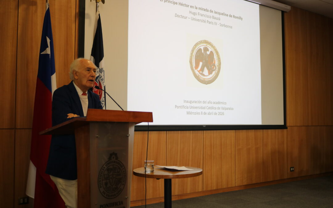Instituto de Historia PUCV inauguró su año académico con el lanzamiento de la primera edición en español de Héctor