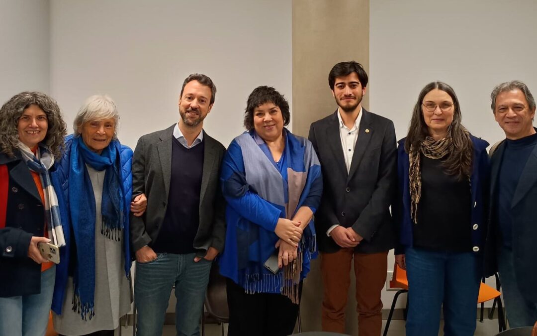 Alumni del Instituto de Historia y estudiante del Magíster en Historia PUCV presentó investigación sobre Grecia clásica en jornada académica internacional
