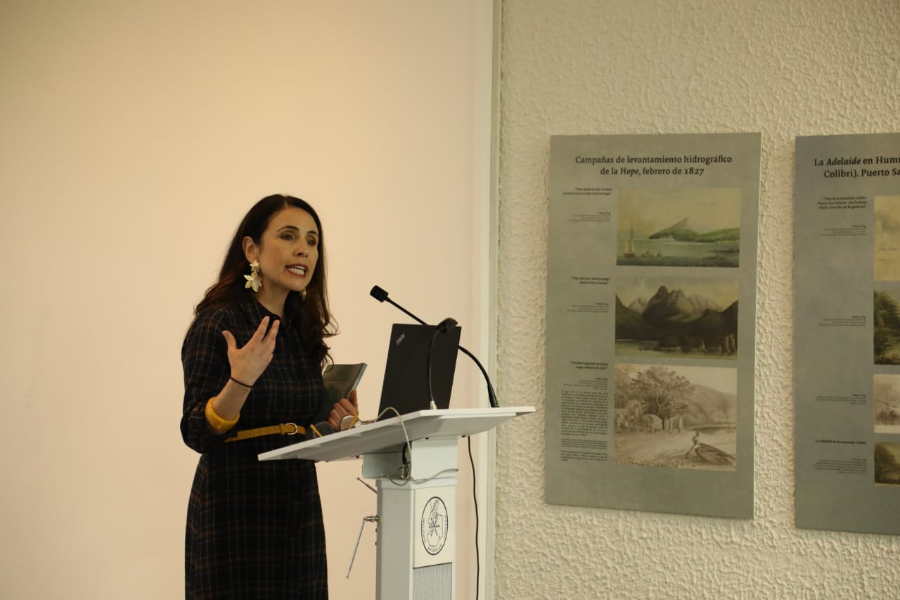 Académica Ximena Urbina dirige exposición sobre las primeras representaciones gráficas de Magallanes y Tierra del Fuego