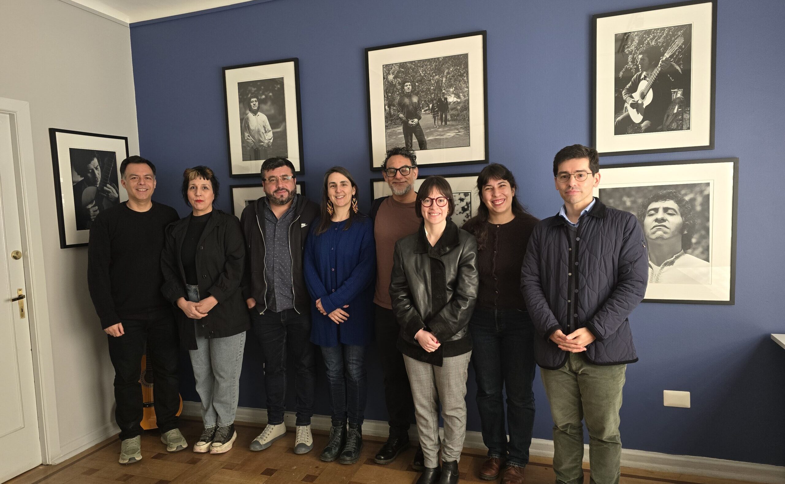 Investigadores de la PUCV visitaron instituciones patrimoniales en Santiago en el marco del proyecto “Solidaridades en el mundo contemporáneo”