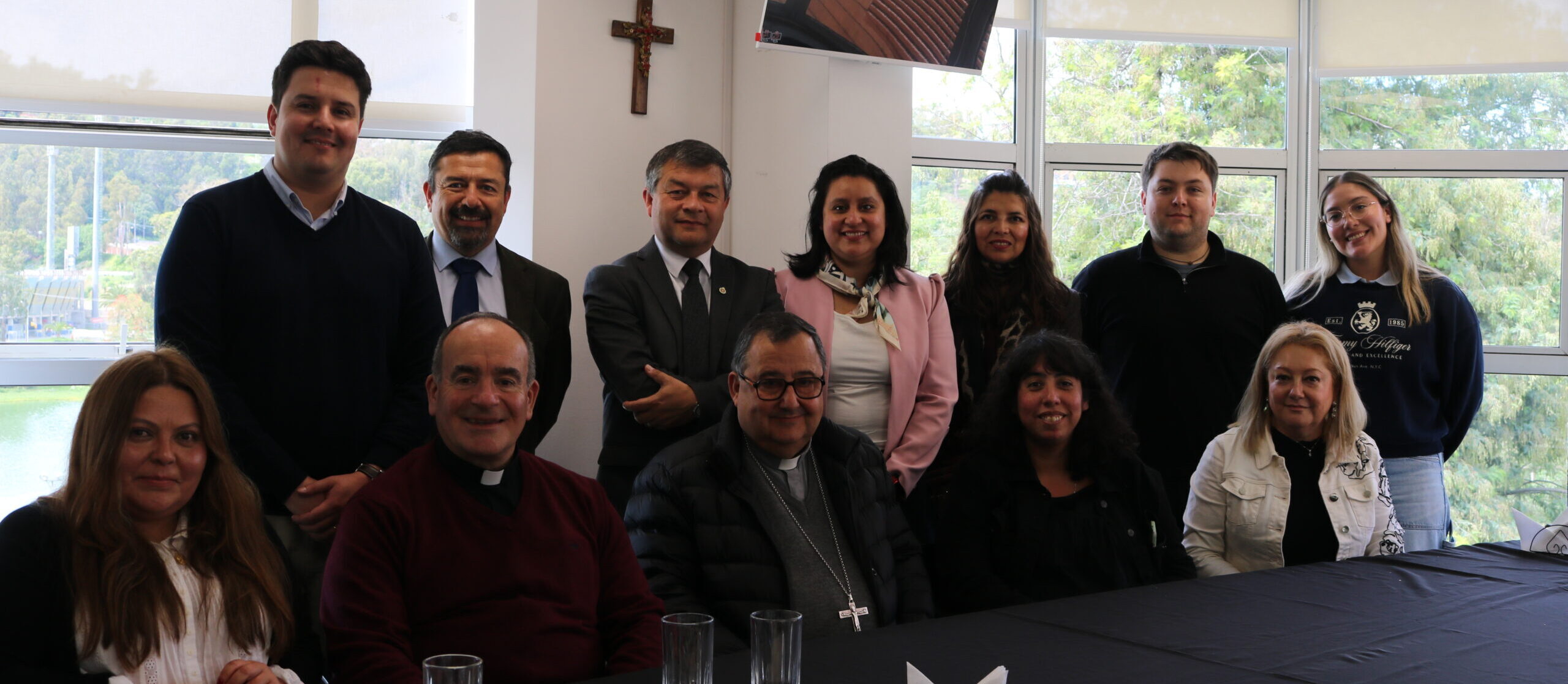 Instituto de Historia PUCV participó en encuentros con el Gran Canciller de la Universidad